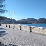 Agradable Con Balcon Frente A La Playa De La Concha - Marina 1 *