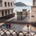 Agradable Con Balcon Frente A La Playa De La Concha - Marina 1 * San Sebastian
