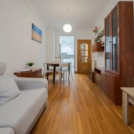 Agradable Con Balcon Frente A La Playa De La Concha - Marina 1 Apartment *